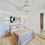 Paulmarie Miraverde Apartment *