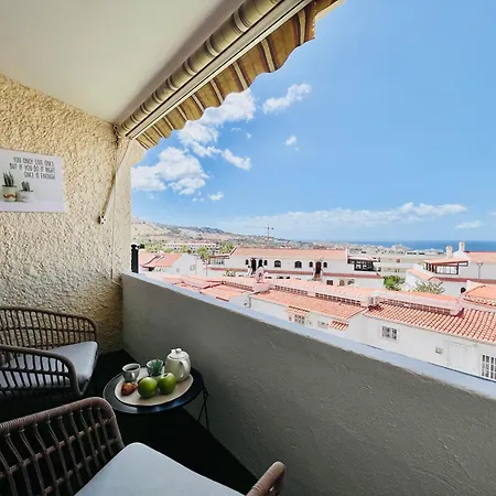 Miraverde Ocean View Apartment-Heated Pool Apartment